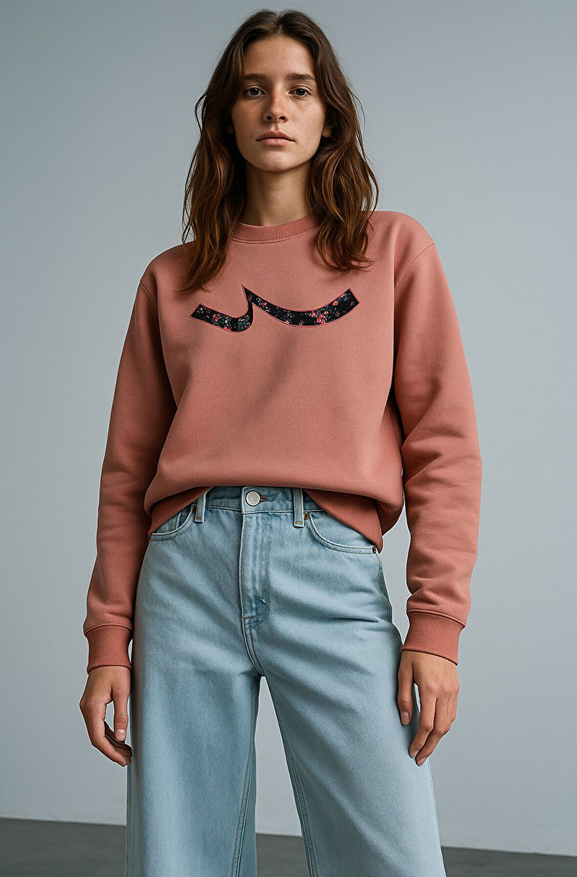 Uzun Kollu Sıfır Yaka Slogan Baskılı Pembe Sweatshırt