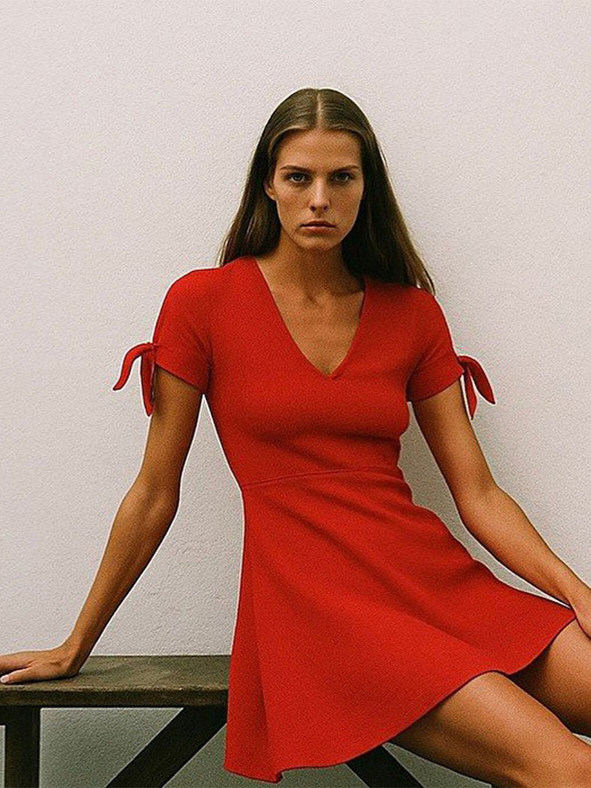 Basic V Yaka Kırmızı Elbise