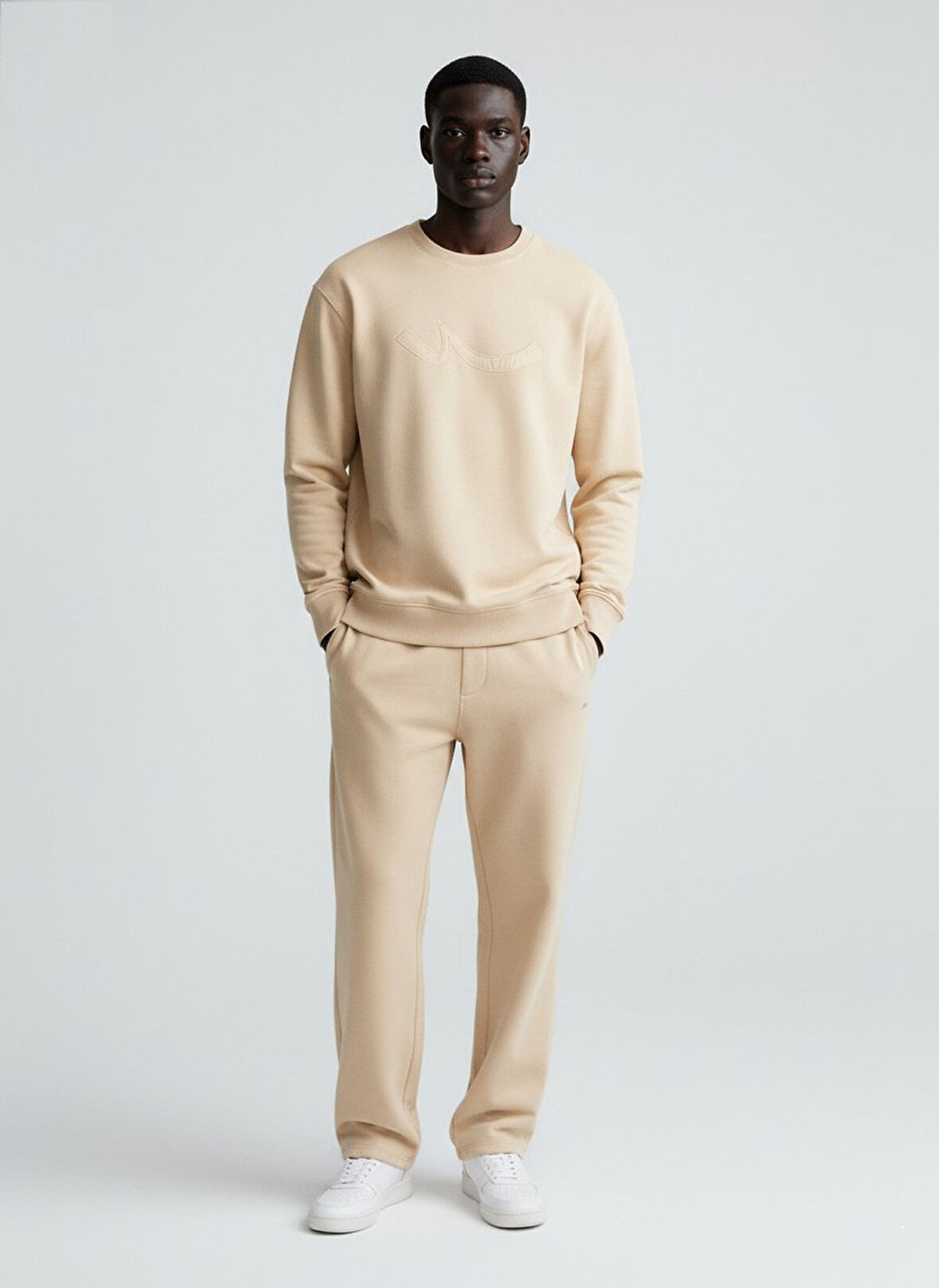 Uzun Kollu Sıfır Yaka Sign Baskılı Bej Sweatshırt