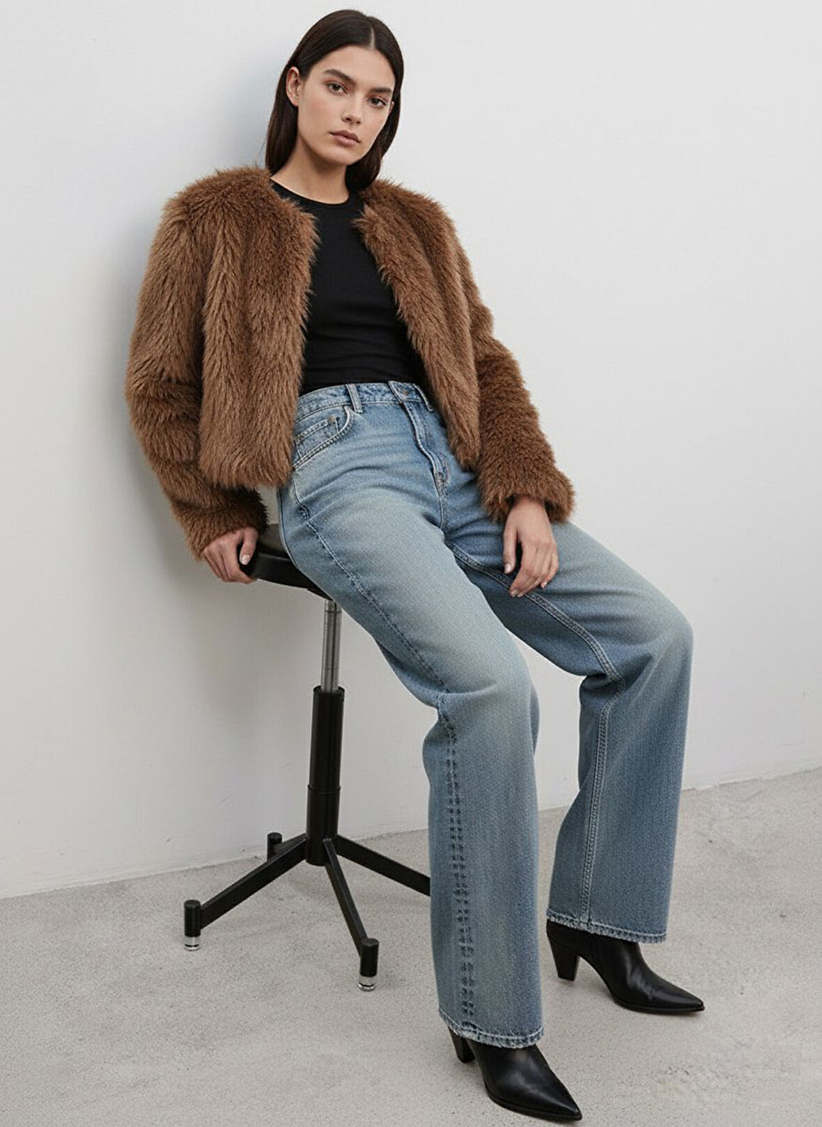 Uzun Kollu Suni Kürk Kahve Rengi Ceket