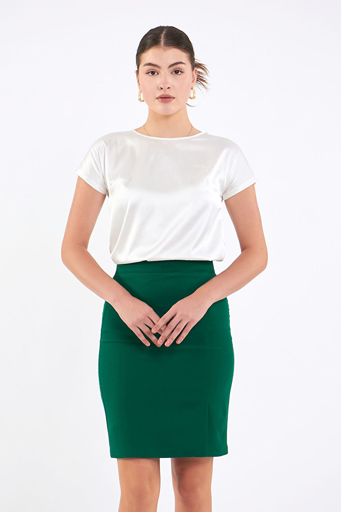 Önden Tek Yırtmaçlı Kalem Etek