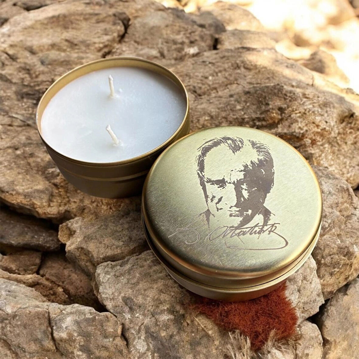 ATATÜRK İşlemeli Dekoratif Hediyelik Soya Mum(WAX) Metal Kutulu %100 Doğal Soya Mum , El Yapımı