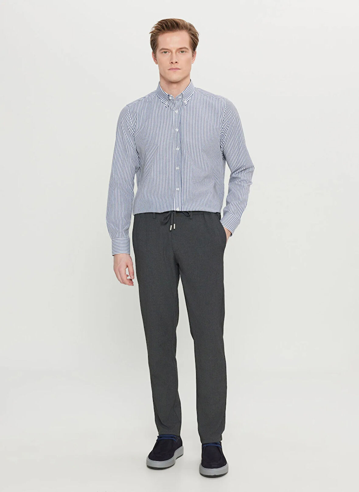 Altınyıldız Classics Bağlamalı Bel Normal Paça Jogger Antrasit Erkek Pantolon ACE001261525_ATR