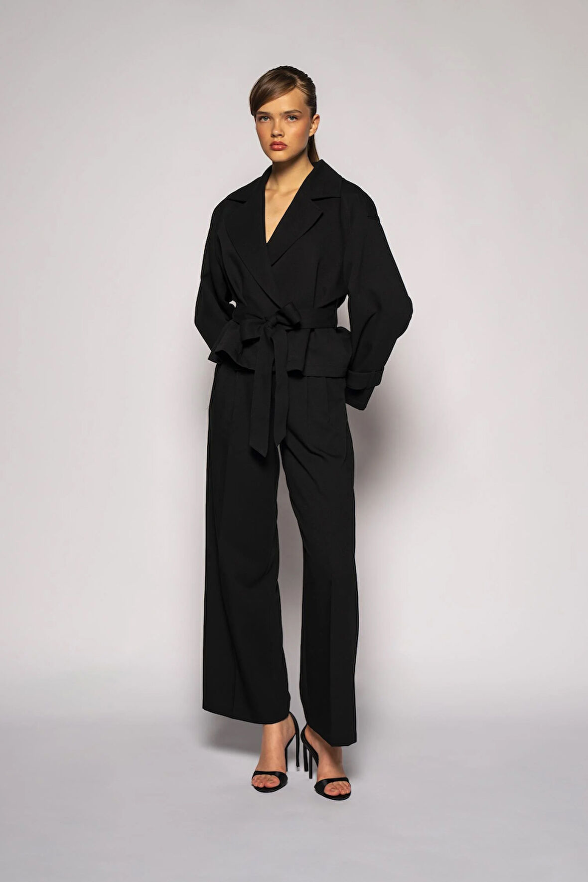 Kadın Siyah Çift Pileli Oversize Pantolon