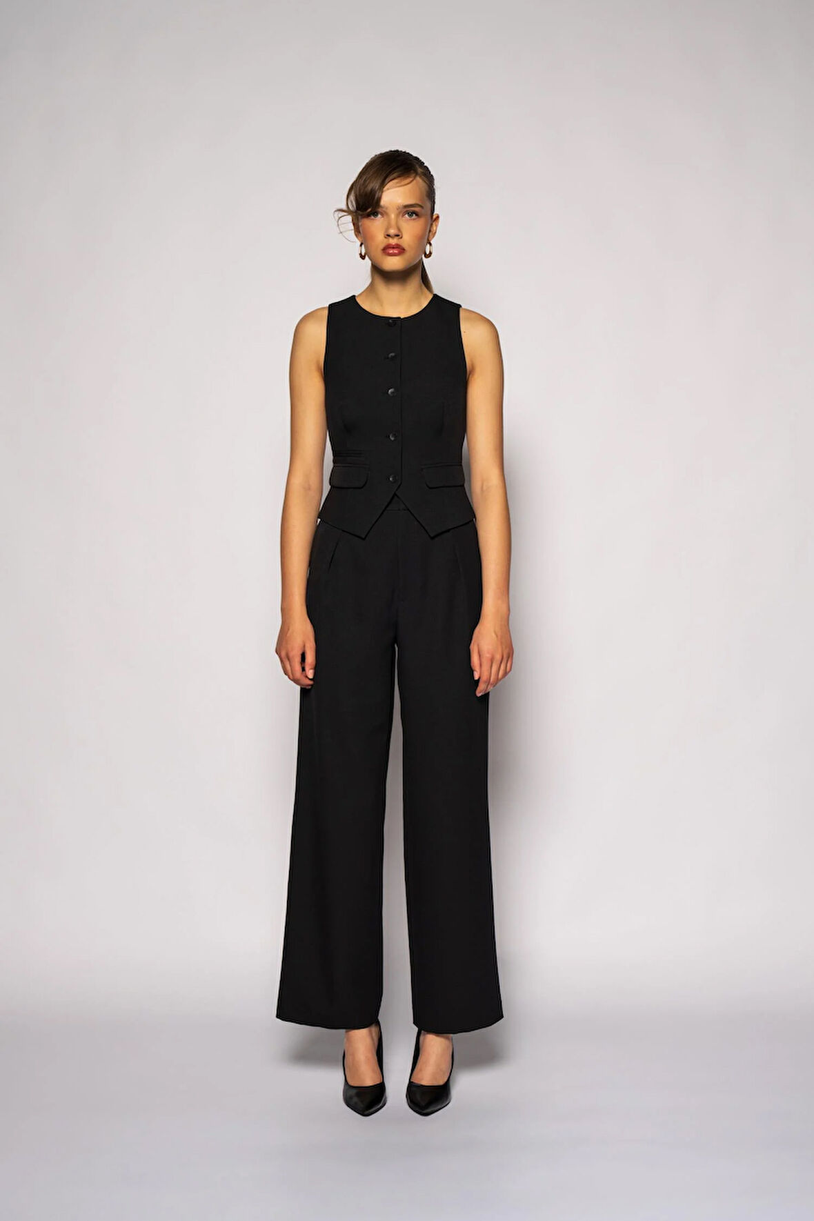 Kadın Siyah Bisiklet Yaka Çift Cepli Fit Yelek