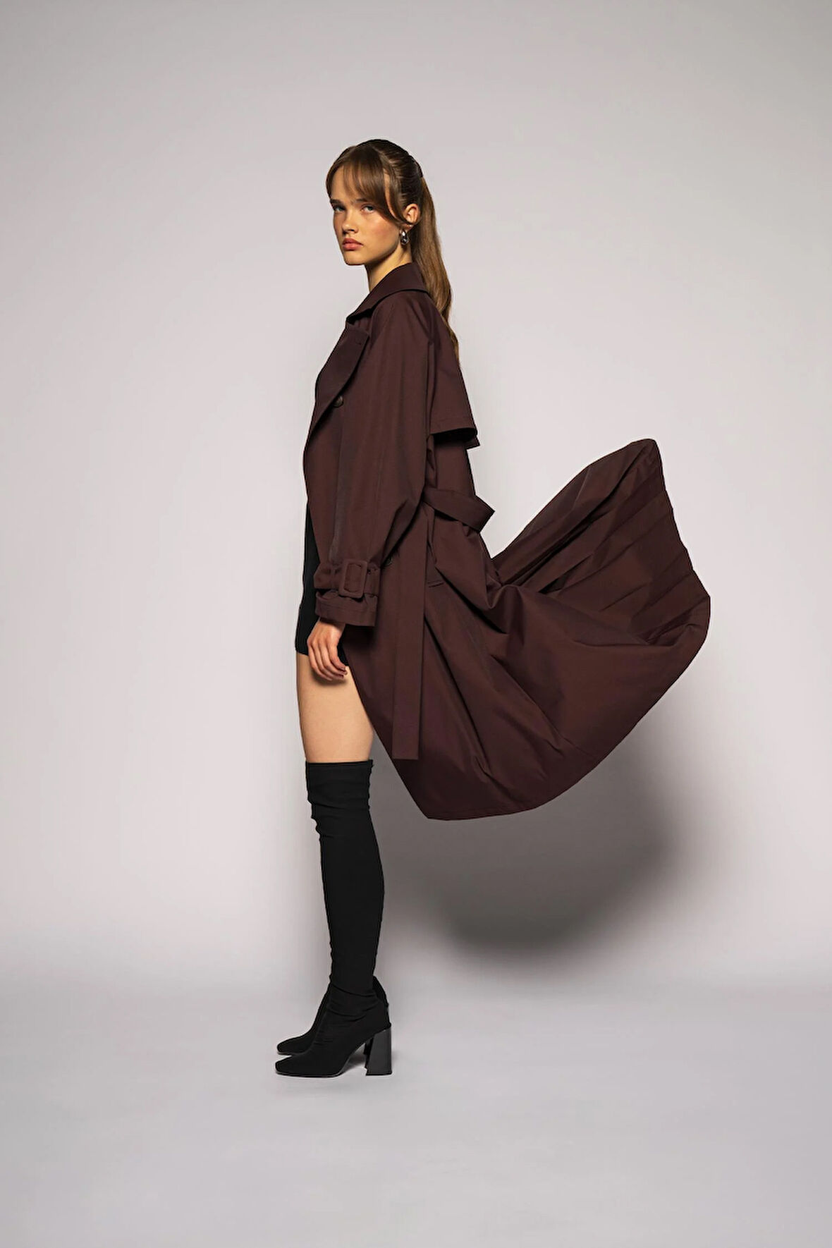 Kadın Koyu Bordo Pileli Oversize Trençkot