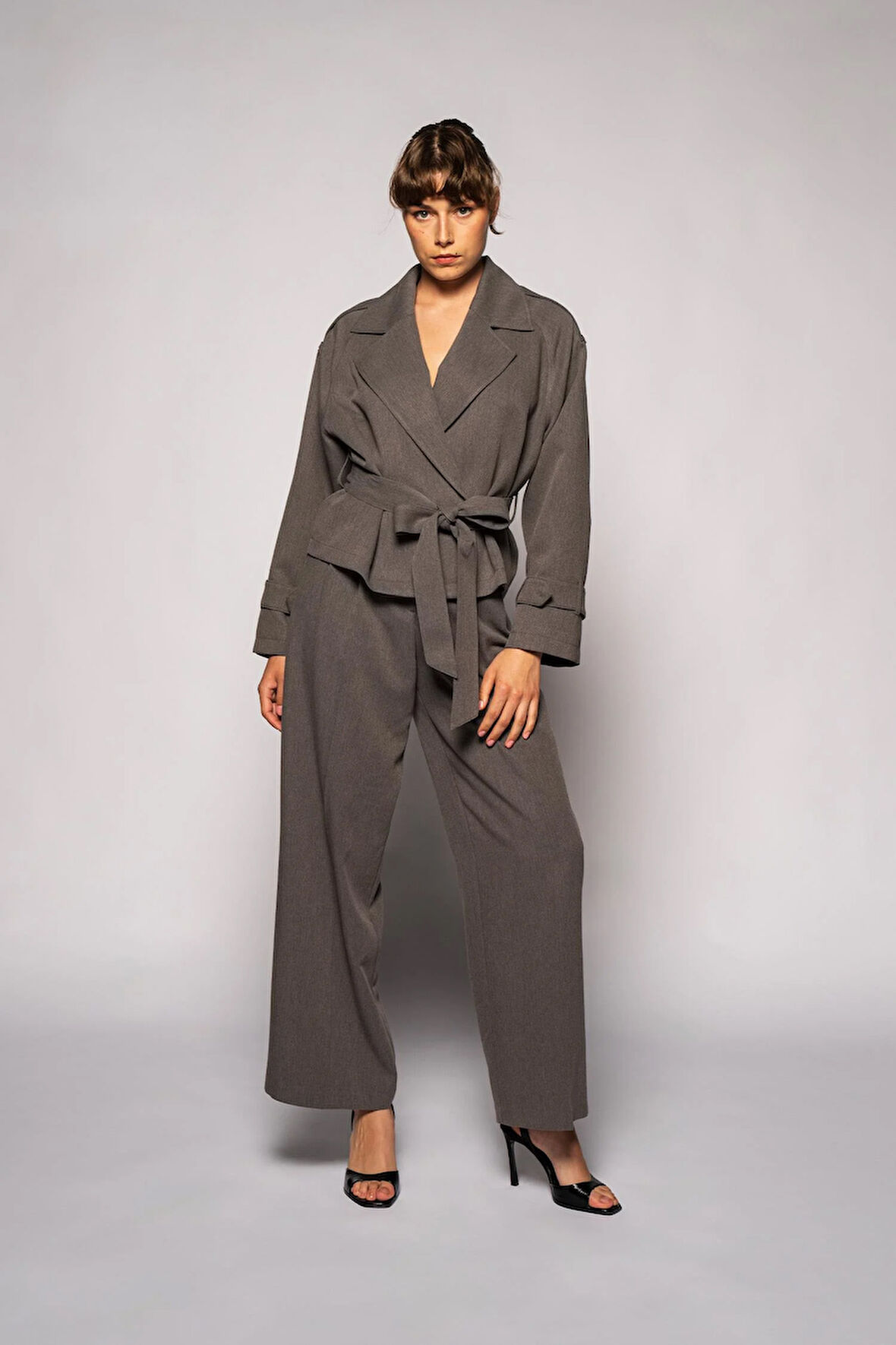 Kadın Antrasit Kuşaklı Kısa Trençkot