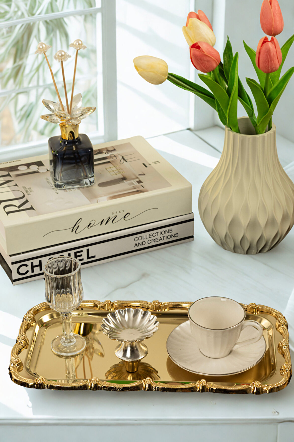 Gold Gül Detaylı Çerçeveli Sunum Tepsisi | 33x18 cm Paslanmaz Çelik Lüks Kahve Tepsisi