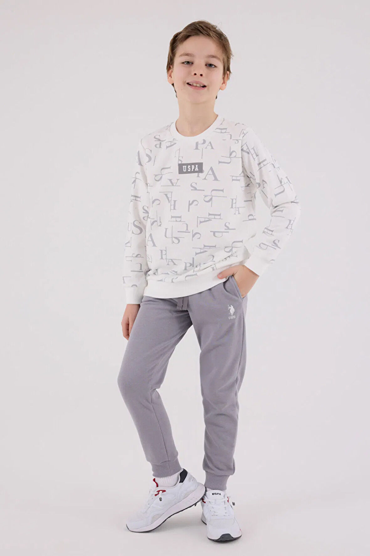 US Polo Assn Erkek Çocuk EşofmanTakım 4-8 Yaş Beyaz