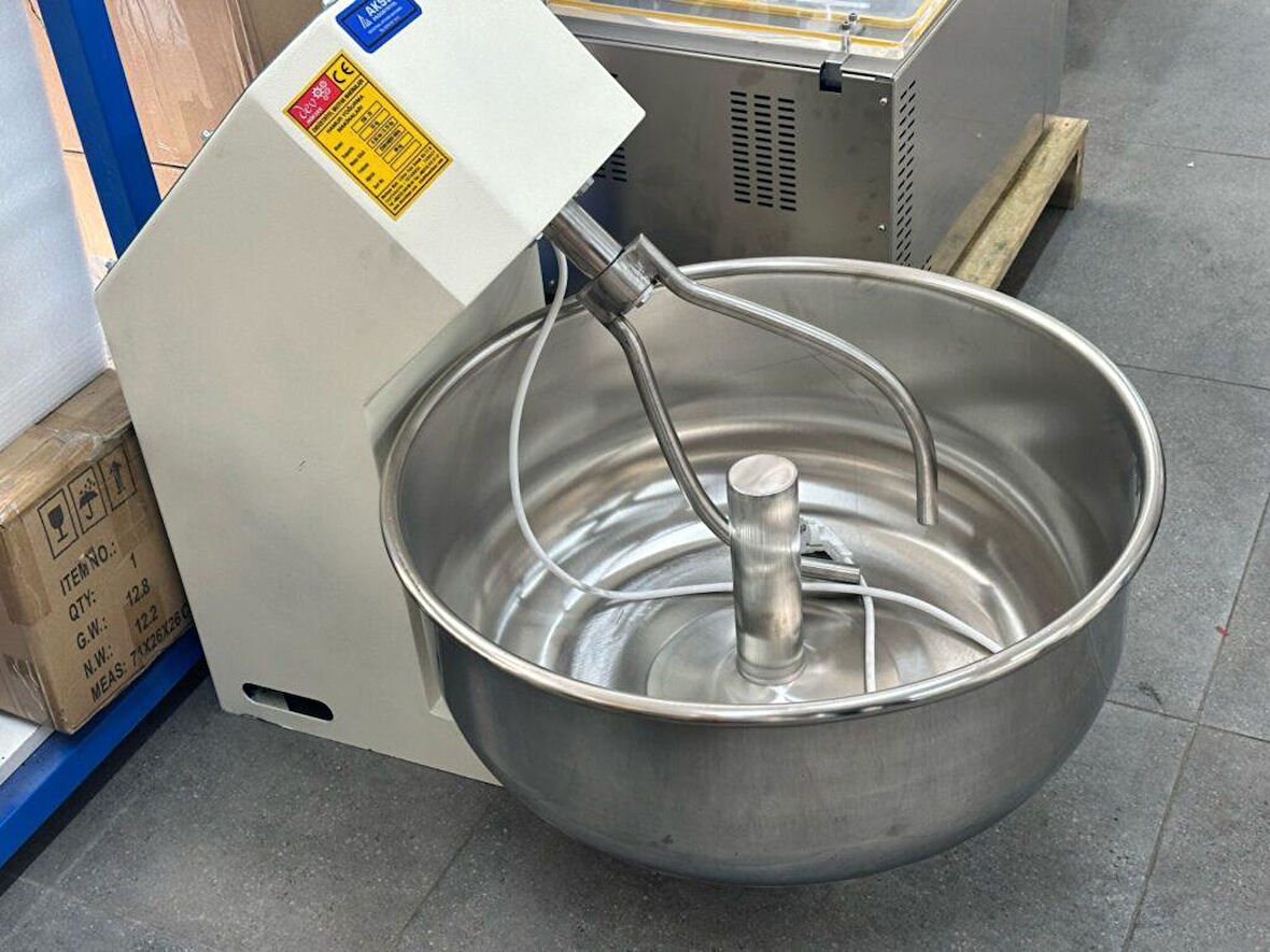 DEV MİKSER PROFESYONEL HAMUR KARMA MAKİNASI 50 KG UN 25 LT SU 75 KG KAPASİTELİ 