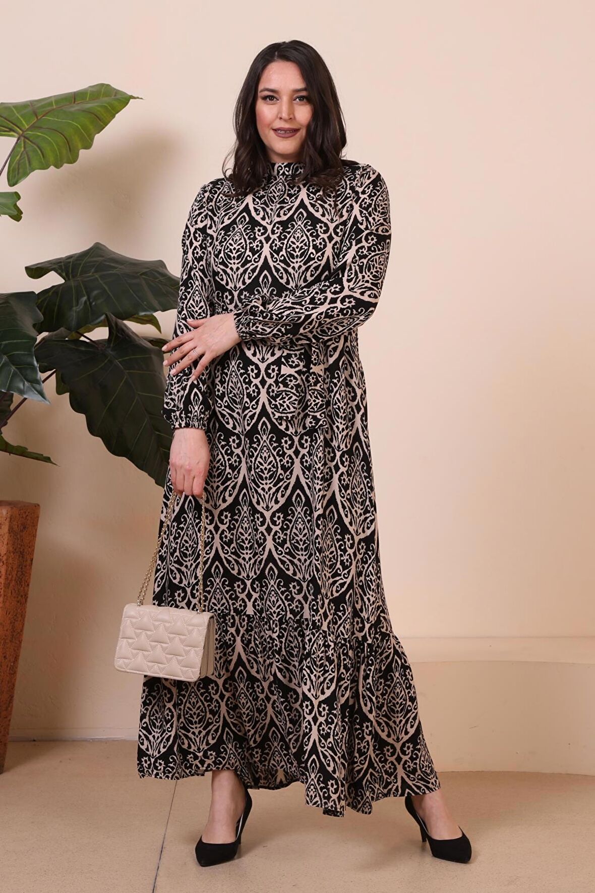 Kadın Hakim Yaka Buyuk Beden Elbise Tesettur Viskon Kumas Pileli ve Piliseli Elbise