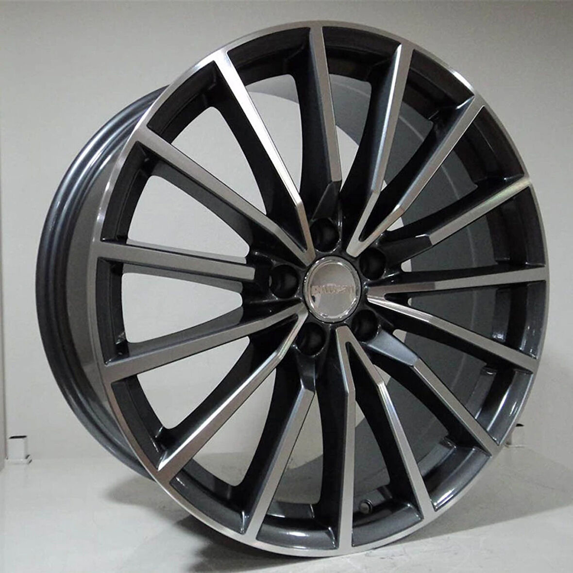 BK-5246 8*18 5*112 ET42 66.45 GUN MACHINED XL