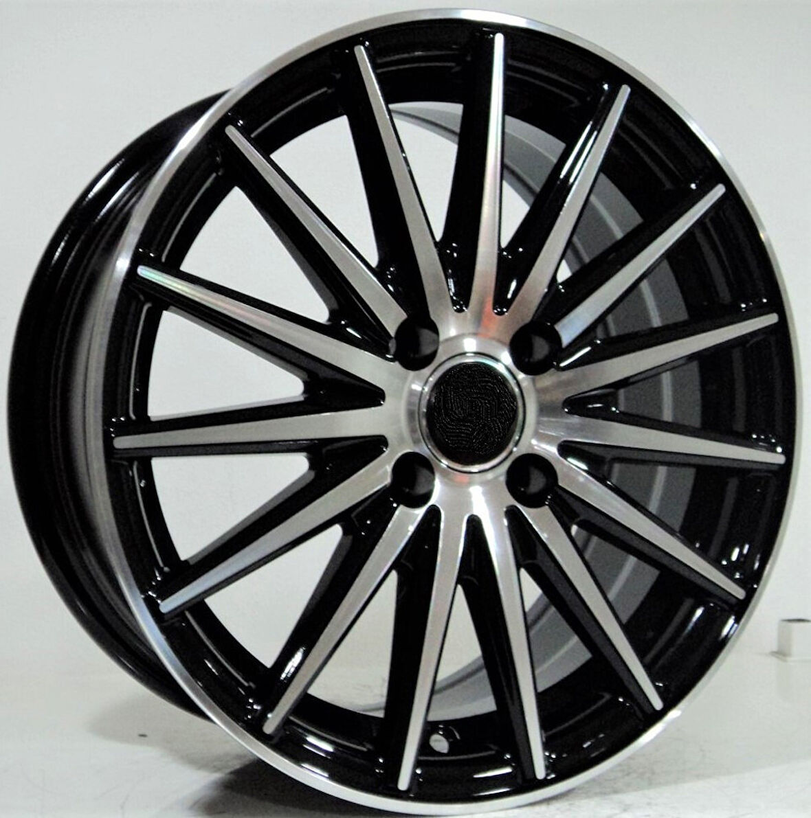 DJ-640 6.5*15 4*100 ET35 67.1 BD