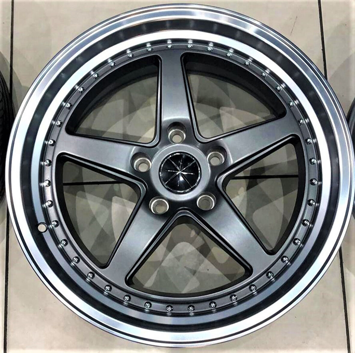 WRS-5431 8.5*18 5*113 ET35 73.1 ANT-LP