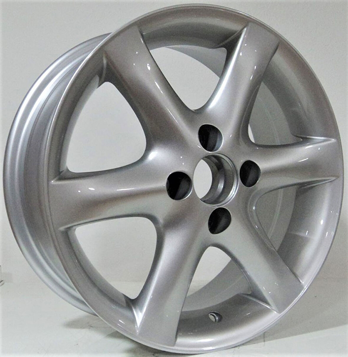 BK-167 6*15 4*100 ET40 54.1 SILVER XL