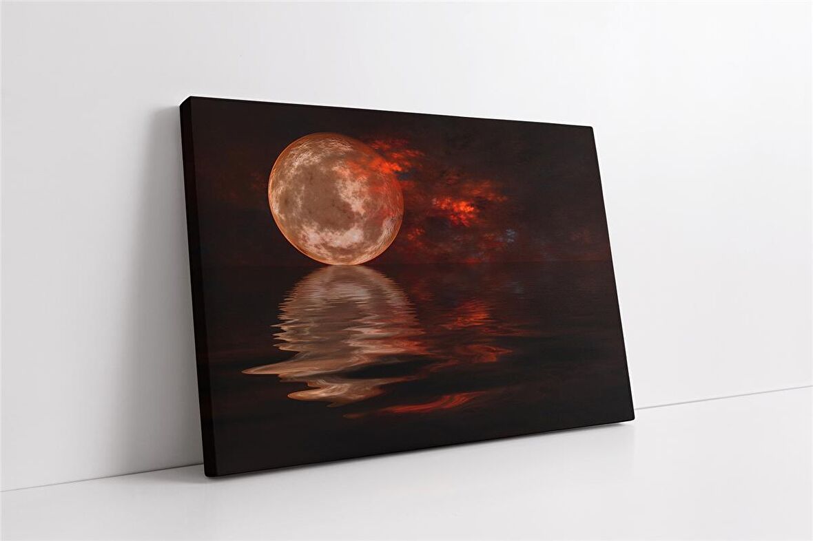 Denizde Yansıma Yapan Gece Ay Kanvas Tablo