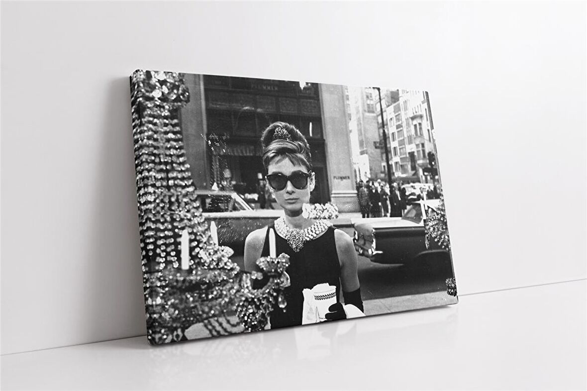 Siyah Beyaz Audrey Hepburn Kanvas Tablo