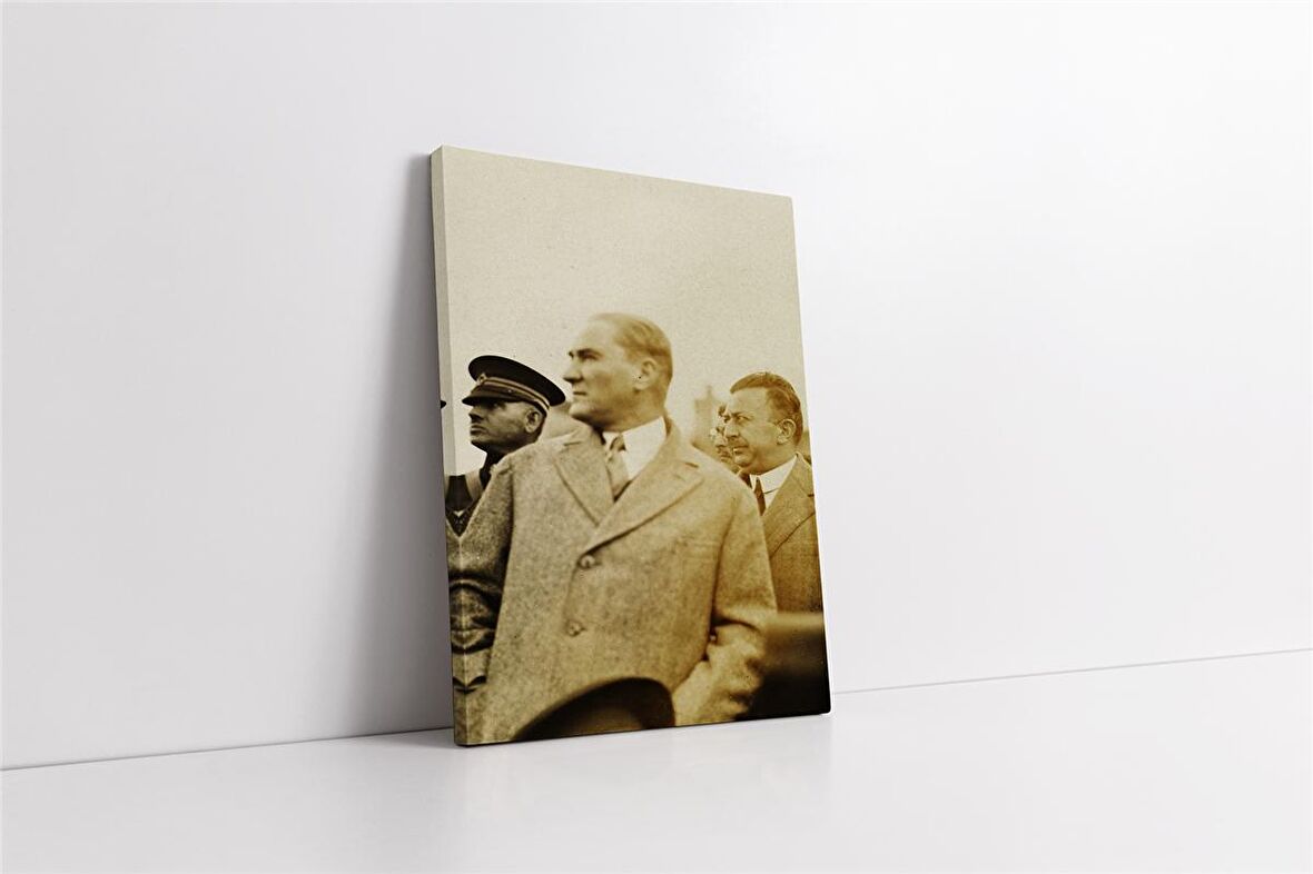 Zafer Bayramı ve Atatürk