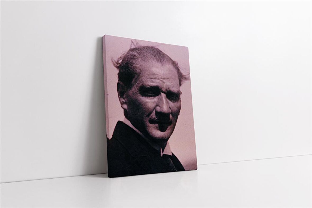 Nostaljik Atatürk Portresi