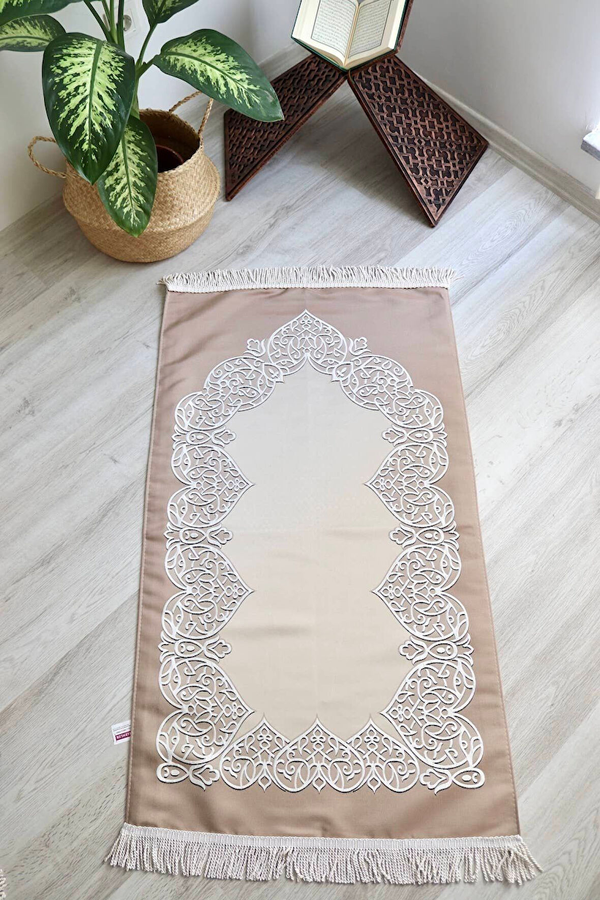 Astarlı Lüks Çeyizlik Seccade S1022 Bej