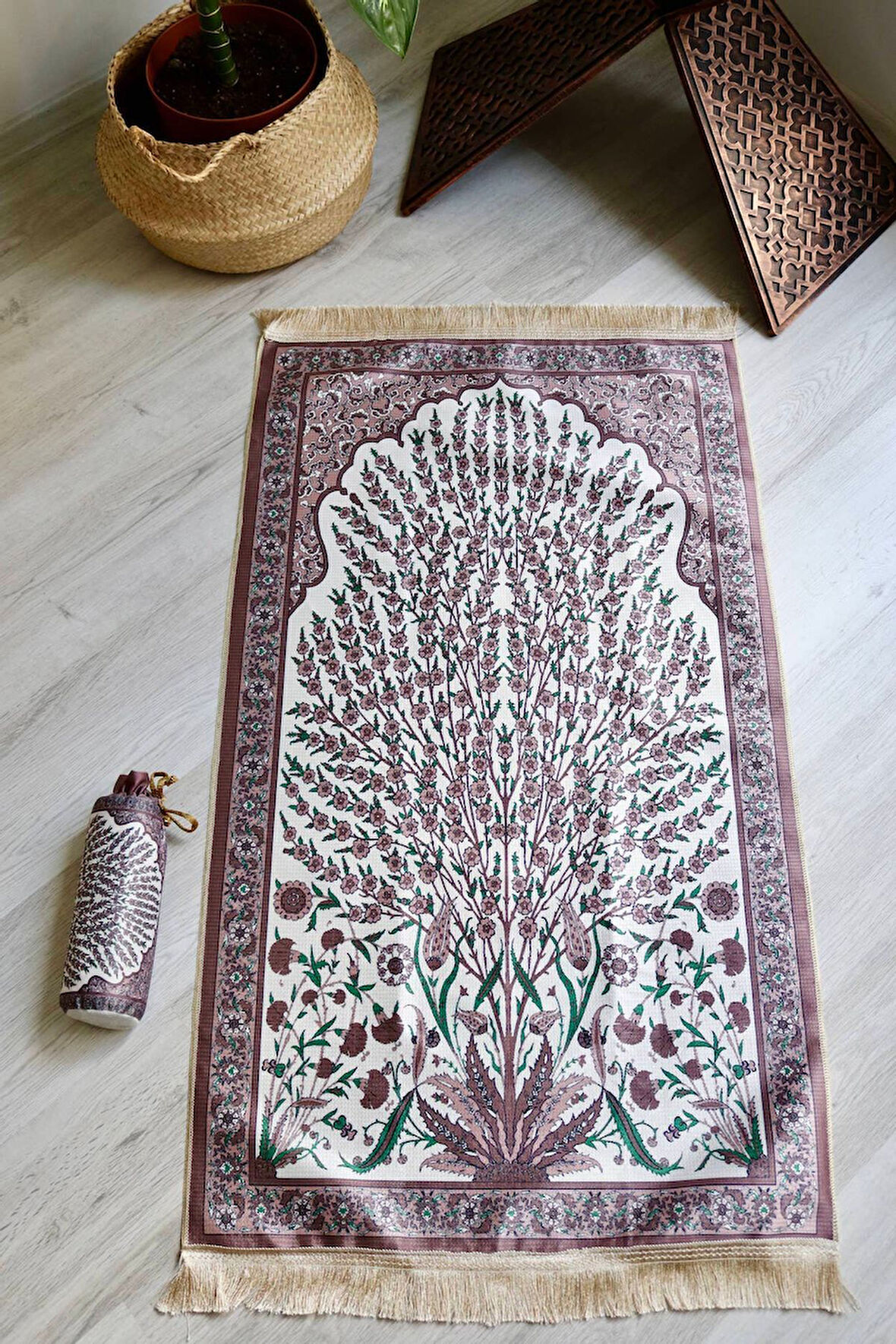 Çini Desenli İpek Dokulu Keseli Seccade S1027 Gül Kurusu Renk