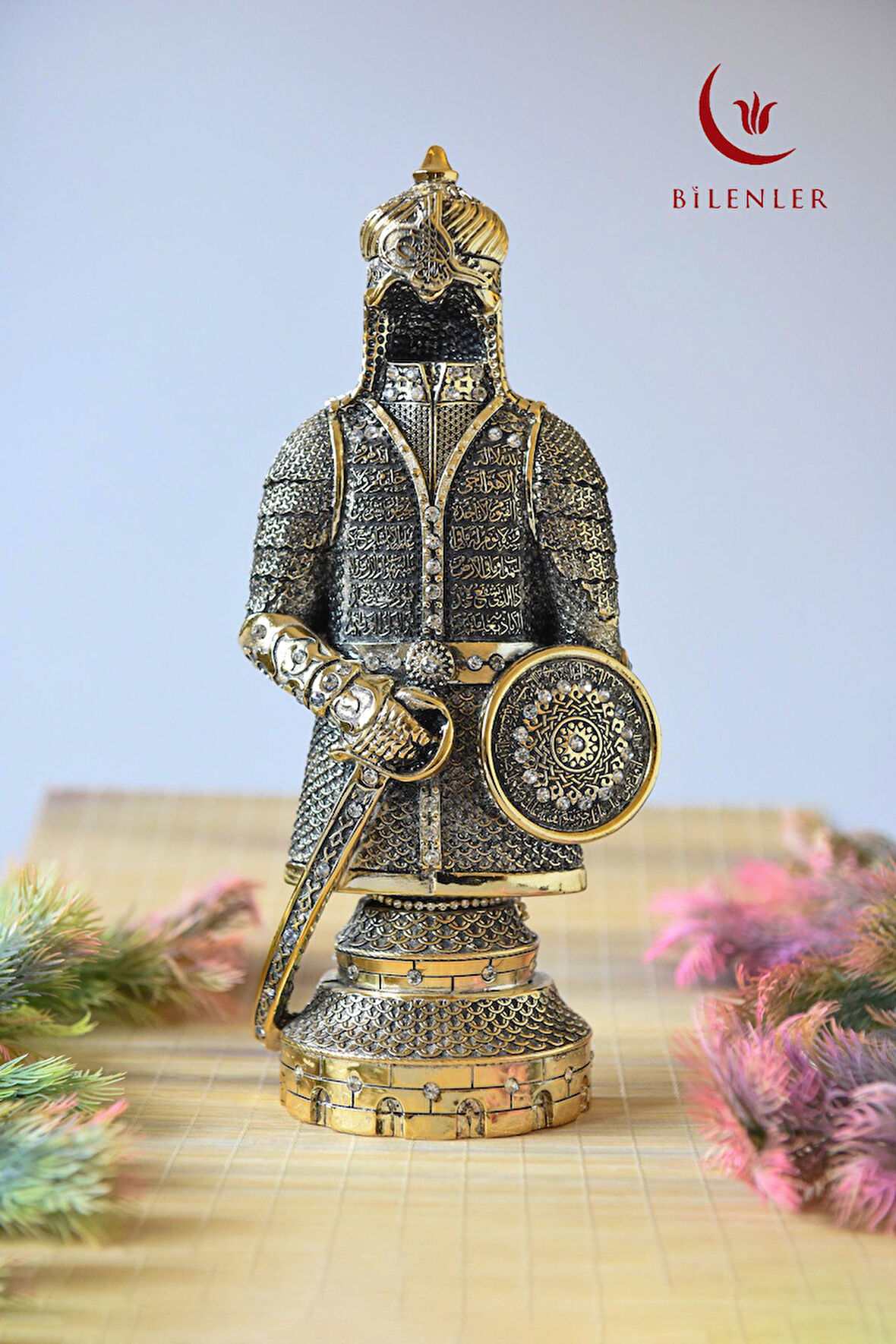 Fetih Zırh Ayetel Kürsi Biblo 15x33 Cm (BÜYÜK BOY) – Altın Renk Metal Dekoratif Aksesuar
