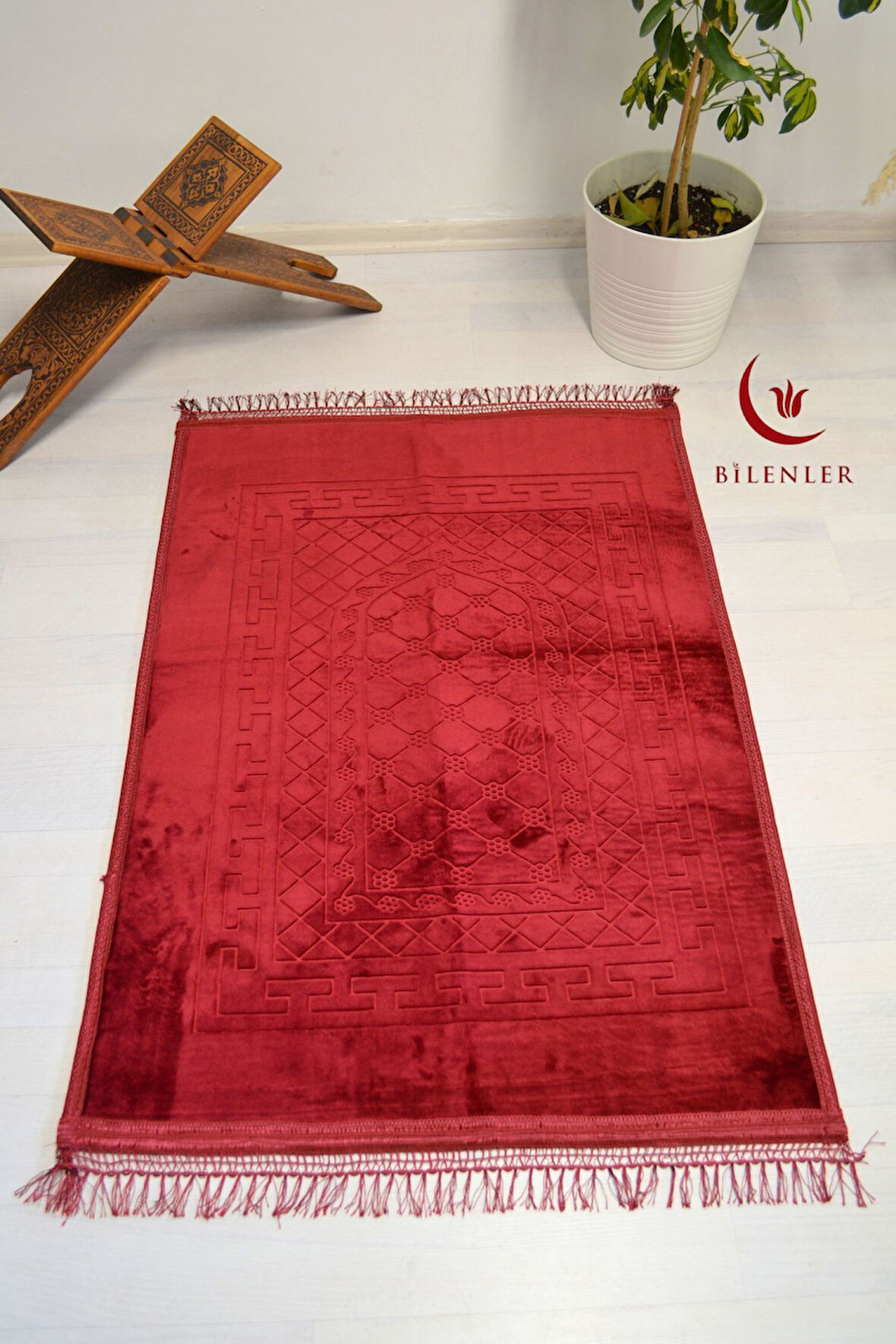 Peluş Seccade - 80x120 cm - Ekstra Konforlu - Yumuşak ve Geniş Ölçülü