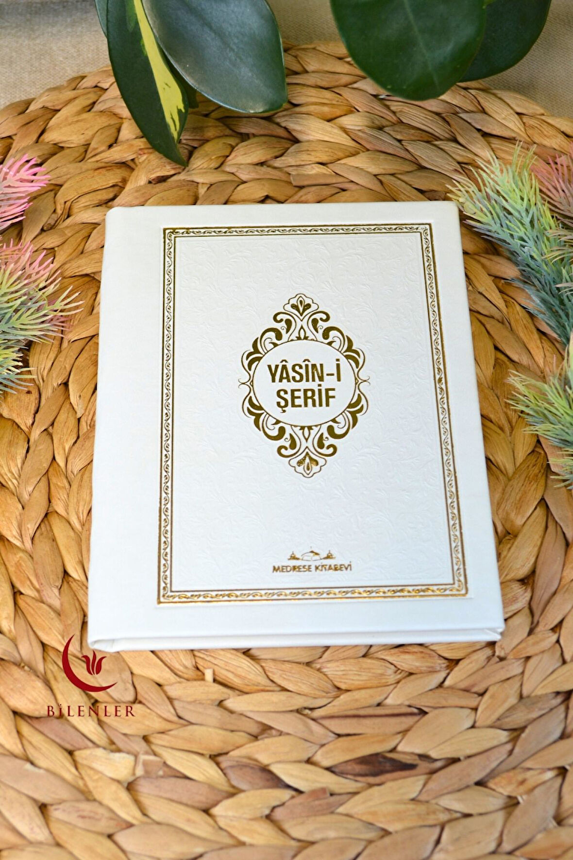 Yasin Kitabı Termoderi Kaplı-Arapça Türkçe Okunuşlu ve Mealli–Mevlid ve Bebek Hediyeliğii (1 Adet)