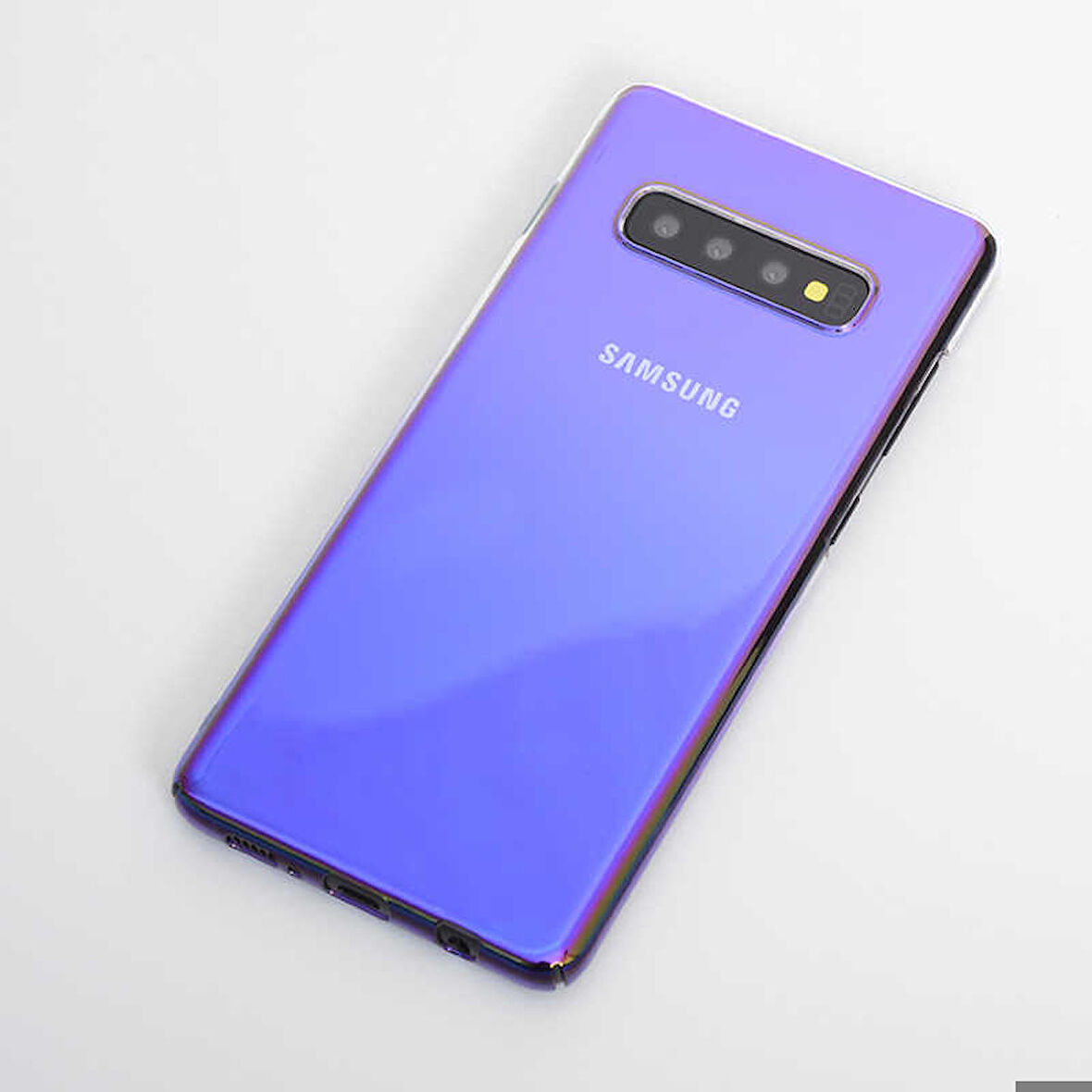 Galaxy S10 Kılıf Parlak Renk Geçişli Kılıf