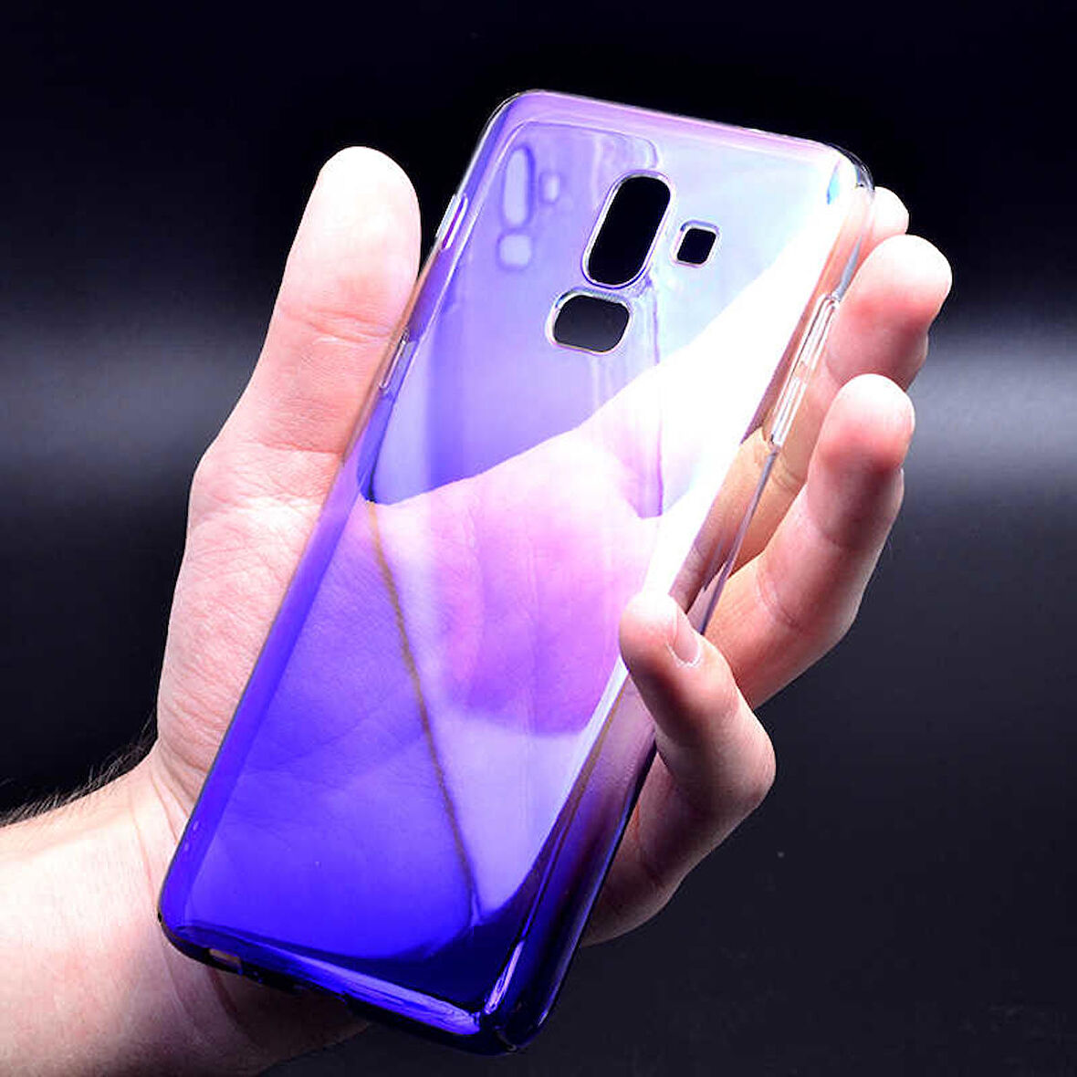 Galaxy J8 Kılıf Parlak Renk Geçişli Kılıf