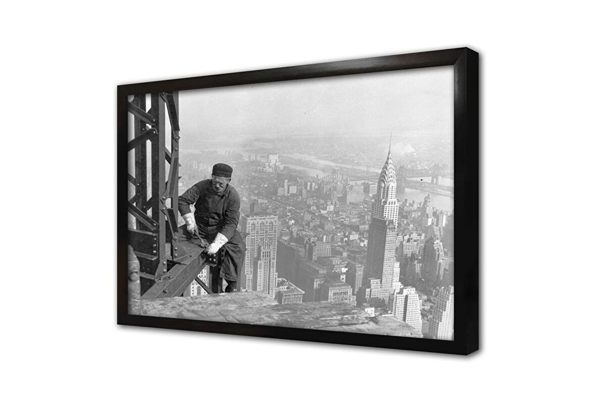 Gökdelen İşçileri Çerçeveli Cam Tablo