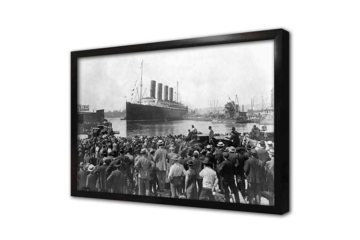 Titanic Çerçeveli Cam Tablo