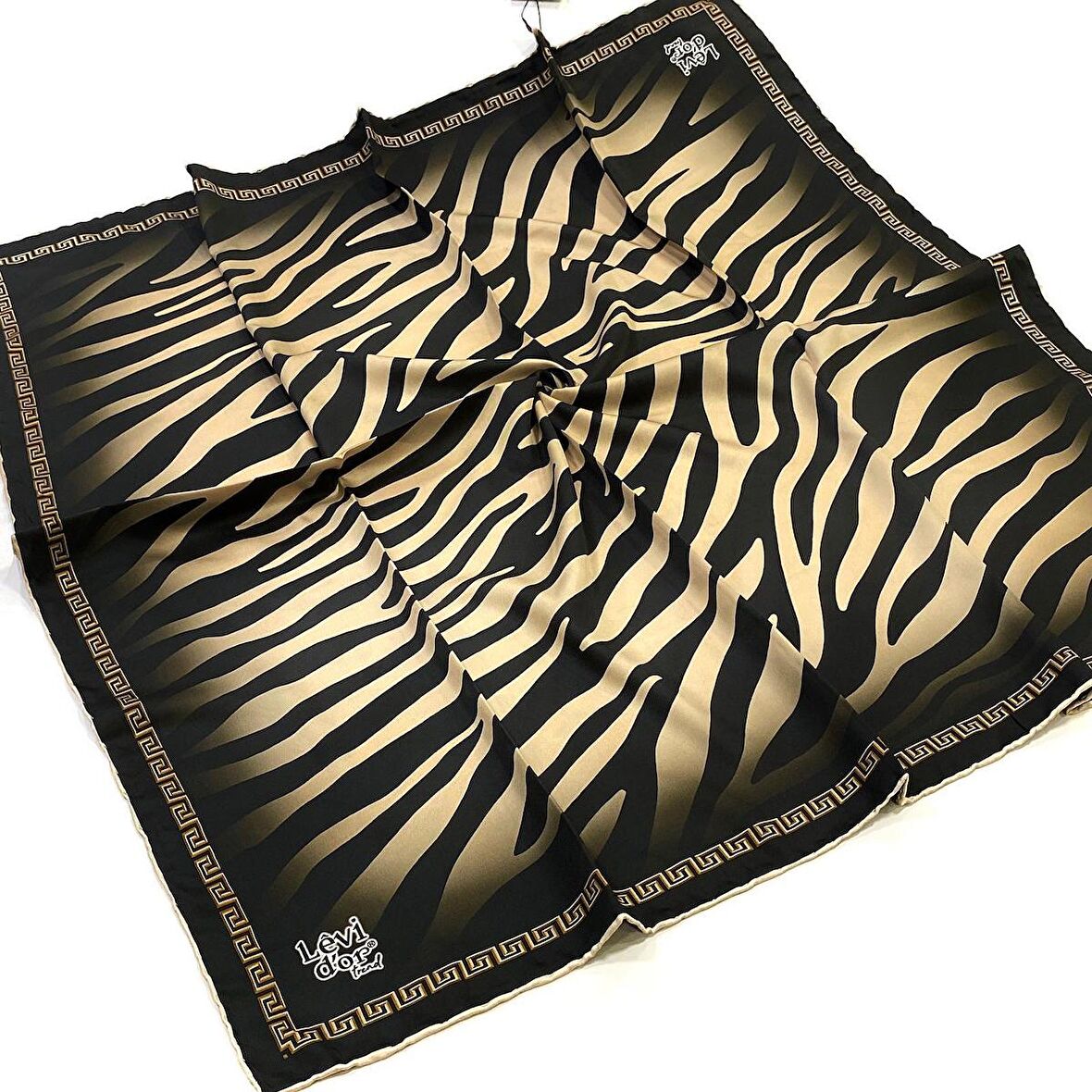 Levidor Siyah, Zebra Desenli İpek Eşarp