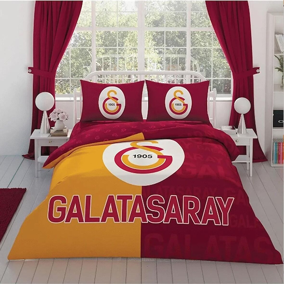 Taç Lisanslı Galatasaray Parçali Logo Çift Kişilik Nevresim Takımı