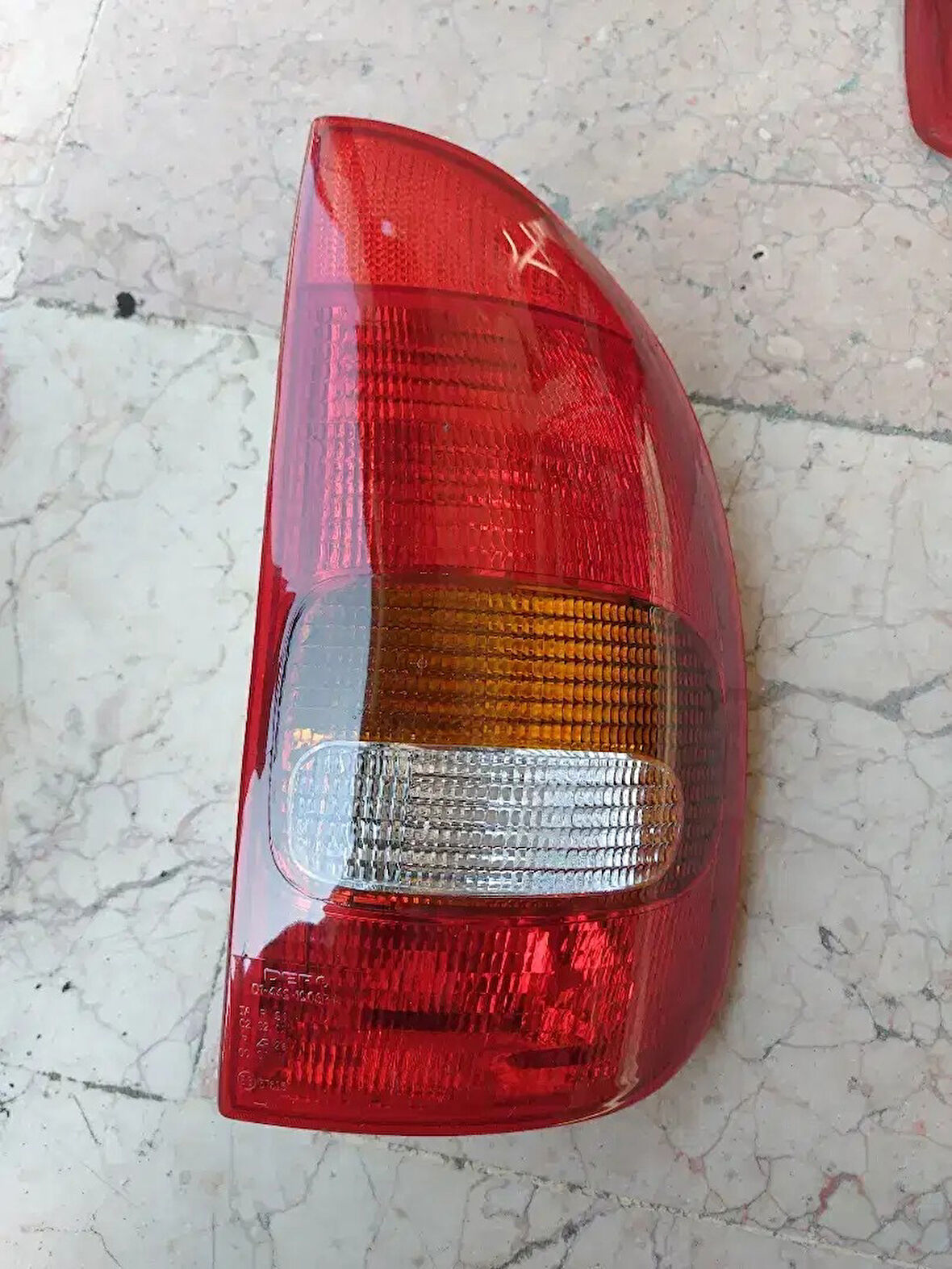 Opel Corsa B Stop Lambası Sol Taraf Depo Opel Corsa B Stop Lamba