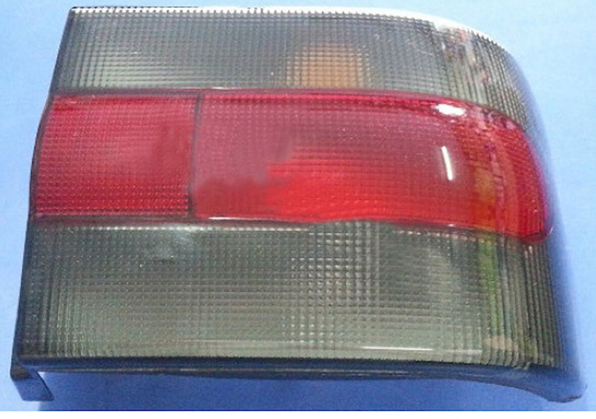 R19 Hb Arka Stop Lambası Sağ 7702127036