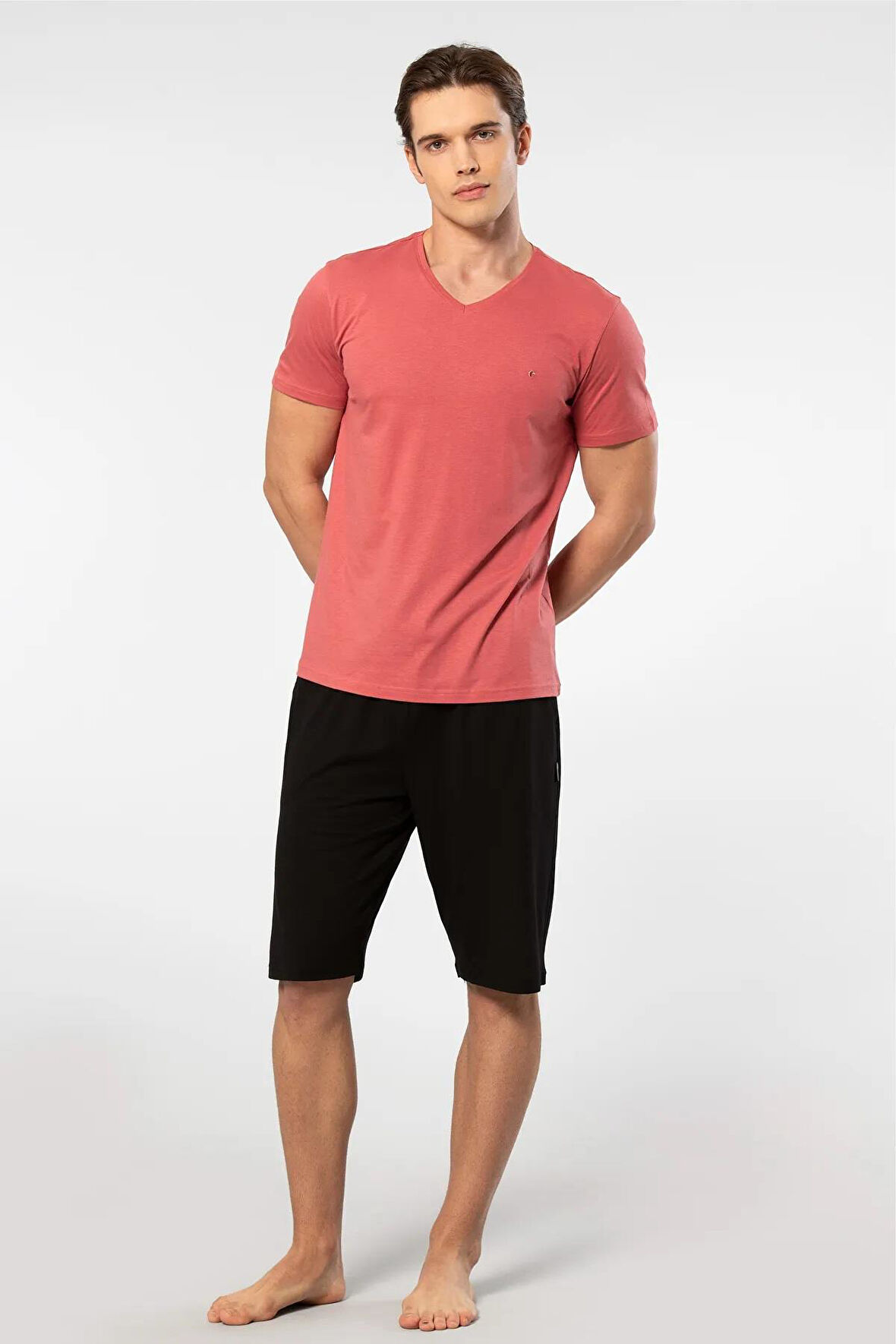 Cacharel V Yaka T-shirt ve Cepli Bermuda Şort Takım, %50 Pamuk %50 Modal