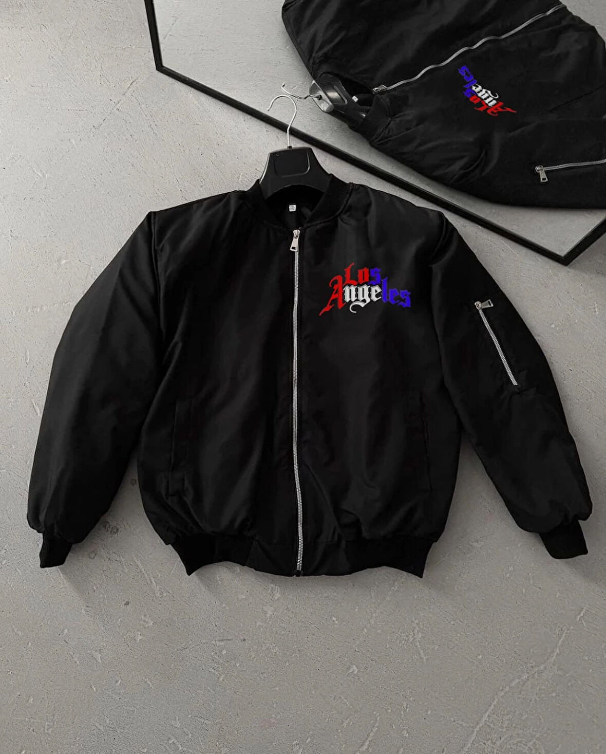 Los Angeles Siyah Bomber Mont -