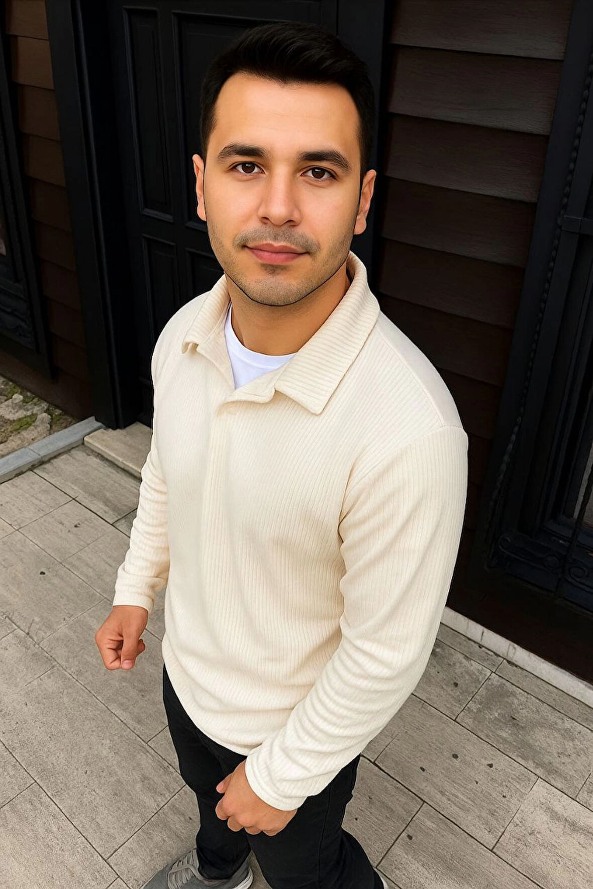 Erkek Fitilli Polar Sweatshirt - Düğmesiz Polo Yaka, Oversize Rahat Kalıp, Kalın Polar Kumaş, Kışlık ve Baharlık Şık Günlük Üst - Beyaz