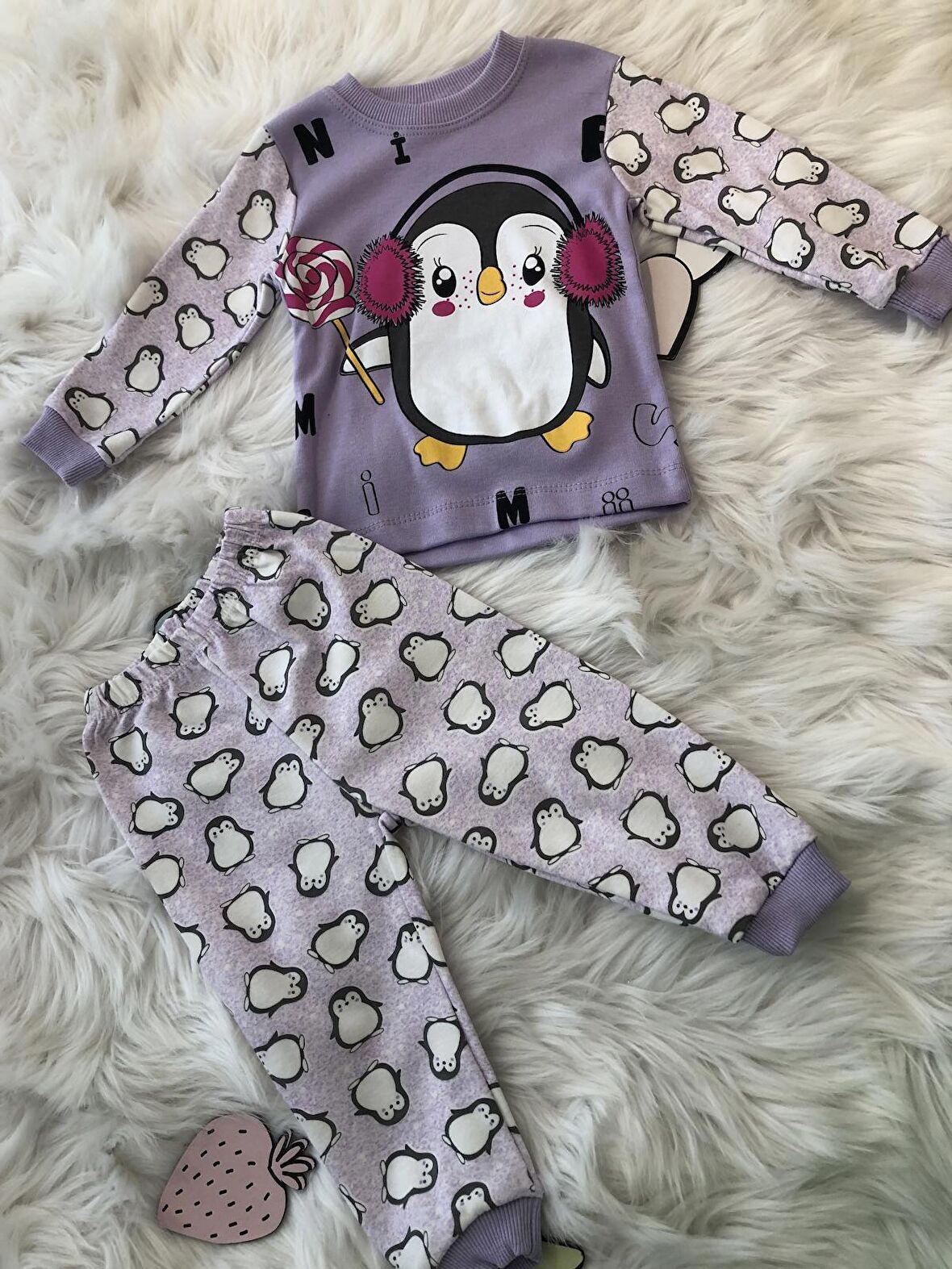 Mutlu Penguen Baskılı Kız Pijama Takımı 1495