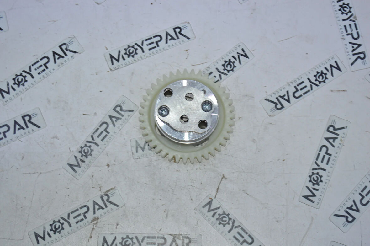 TK3 012 KUBA TK03 YAĞ POMPASI (MSR)