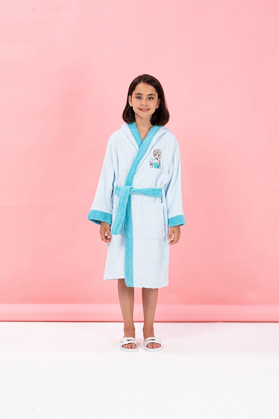 Özdilek Frozen Snowflake Nakışlı Disney Lisanslı Kapüşonlu Çocuk Bornozu 5-6 Yaş