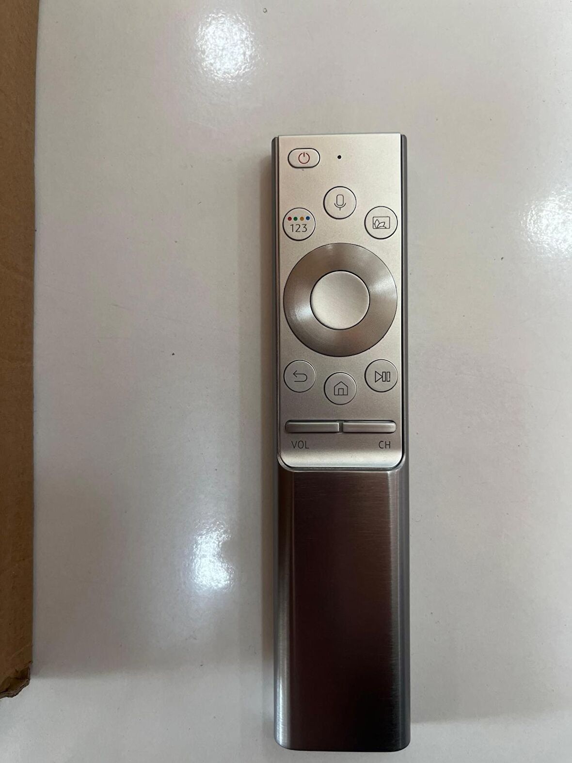 Samsung RM-J1500 V1 Lcd, Led ve Smart Tv Sesli Mikrofonlu Universal Sihirli Kumanda (METAL KASA)
