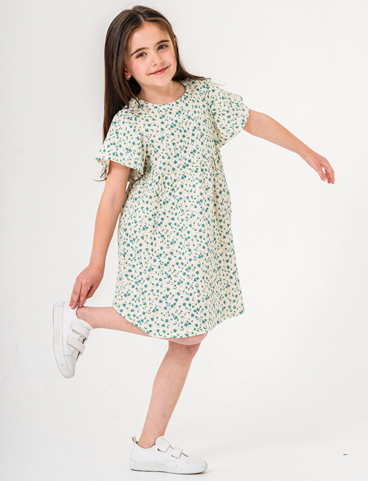 Çiçek Desnli Kız Çocuk Müslin Elbise 3802
