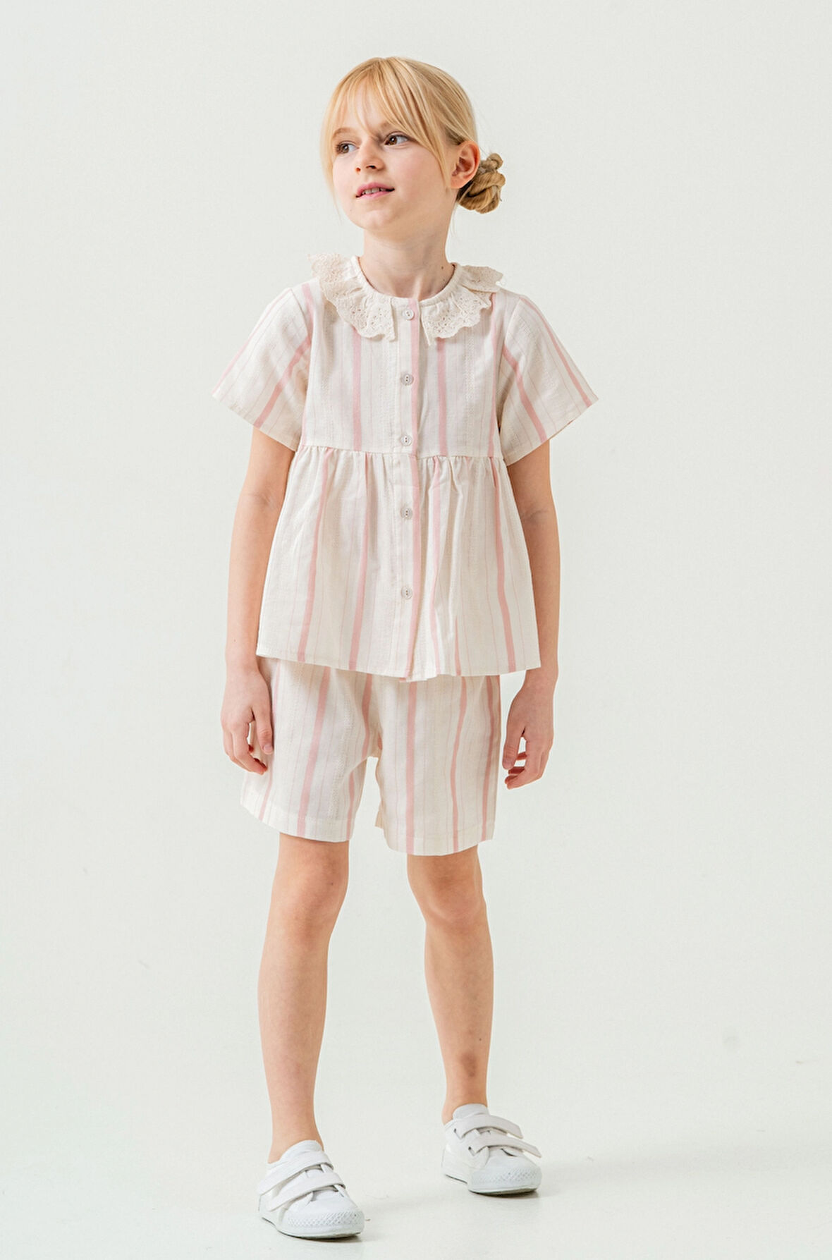 Yaka Detaylı Kız Çocuk Takım 3825