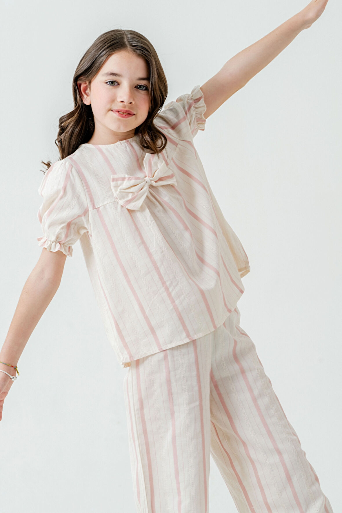 Kurdelalı Çizgili Kız Çocuk Takım 3837