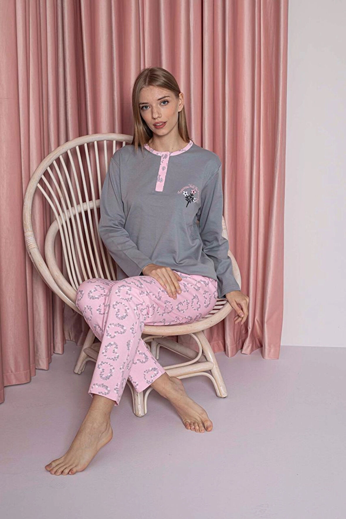 Desenli Kadın Pijama Takımı 3018