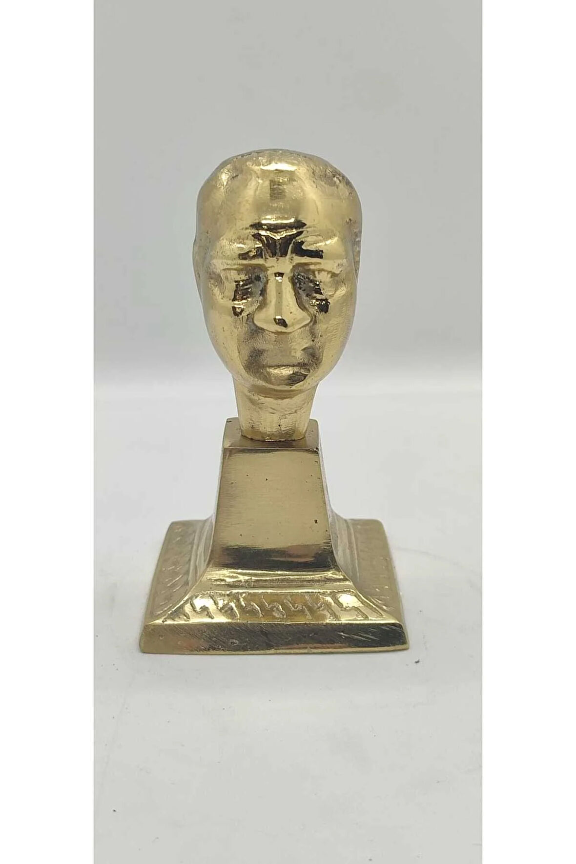 Pirinç  Masa Üstü Atatürk Büstü