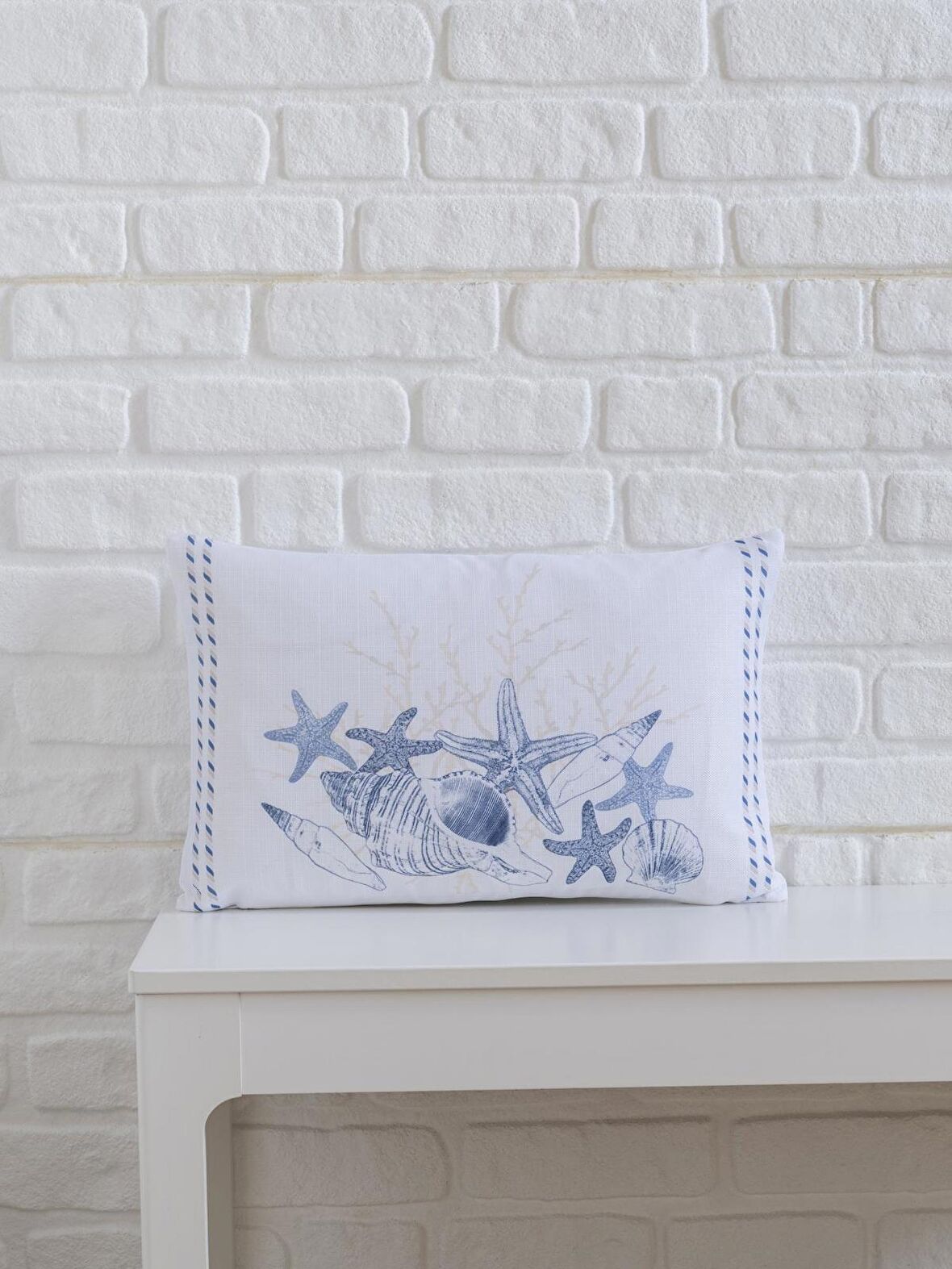 Denizkabuğu ve Deniz Yıldızı Desenli 35x55 Dikdörtgen Kırlent Kılıfı