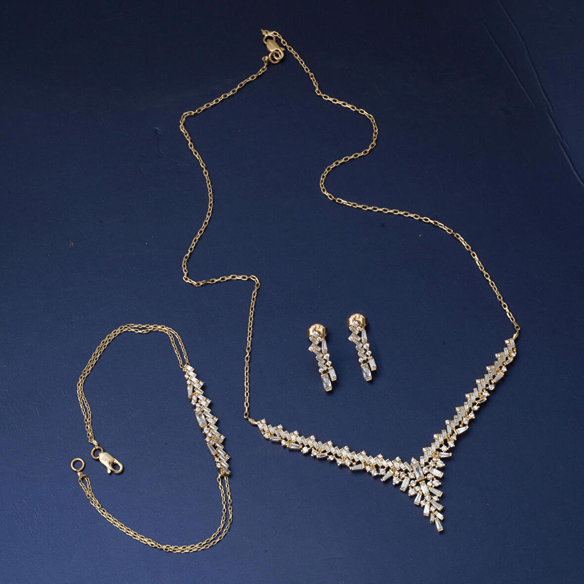 Baget Tasarım 14 Ayar Altın Nişan Seti